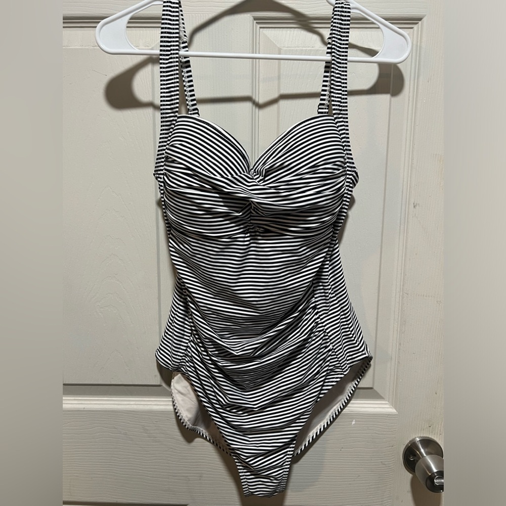 Woman’s Niptuck one piece bathing suit size 10